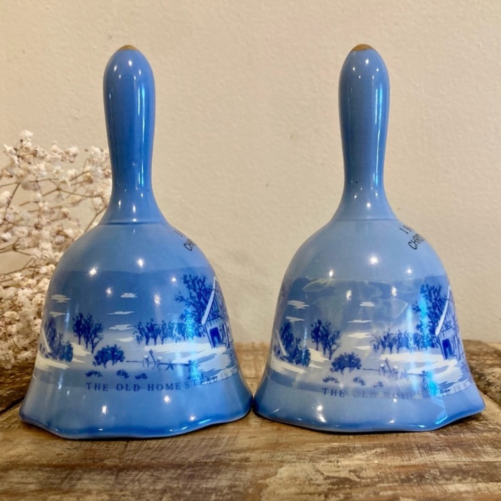 2 Christmas Bells Currier & Ives 1984 Vintage Blue and White The Old Homestead - Picture 5 of 14